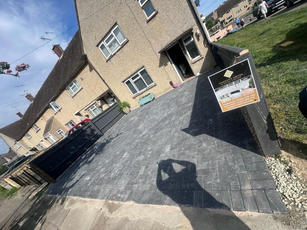 Paving Moreton-in-Marsh